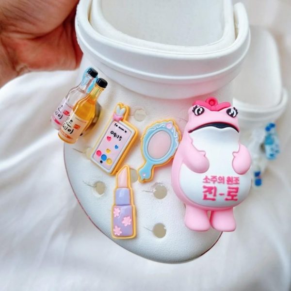 Shockle Jinro Toad Set LED Soju Bottle Couple Family   Pink figure&White bottle Online now