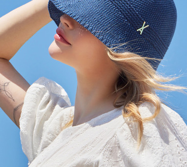 VARZAR Bucket Hat Stud Logo Summer Knit Bucket Hat Navy Online now